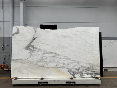 Calacutta Caldia Honed (Marble)