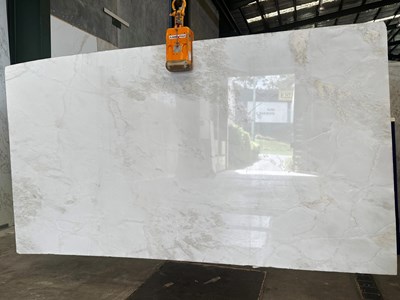 Crystal White Polished (Marble)
