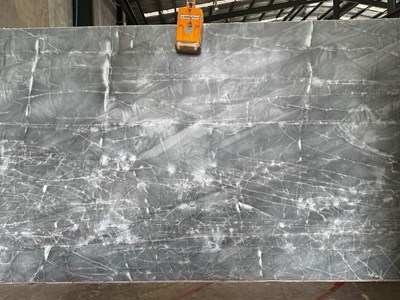 Emerald Honed (Quartzite)