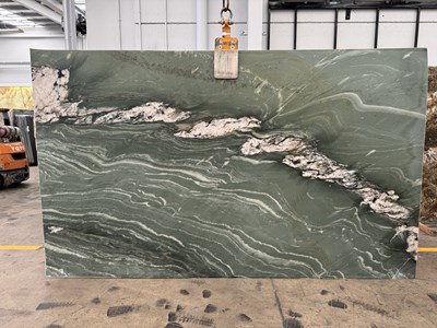 Tiffany Honed (Quartzite)