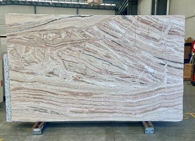 Light Vanilla Honed (Travertine)