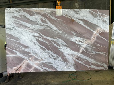 Magnifica Honed (Quartzite)