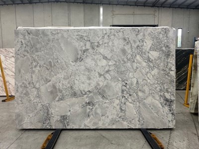 Super White Honed (Marble)