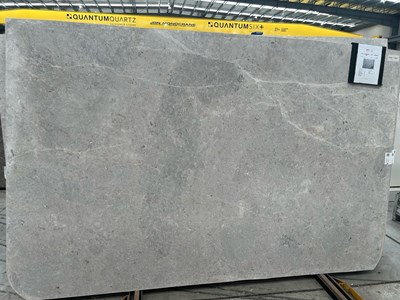 Tundra Grey Light Honed (Limestone)