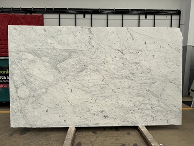 Carrara C Premium Honed (Marble)