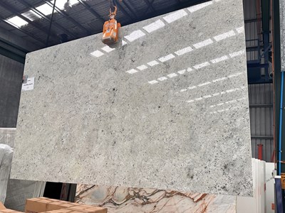 Colonial White Polished (Granite)