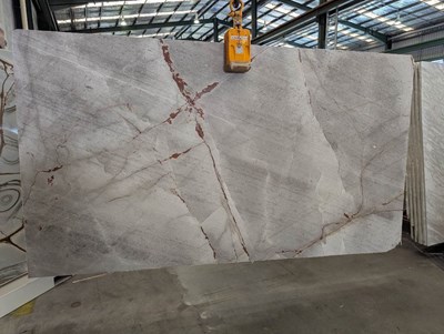 Golden Athena Honed (Marble)