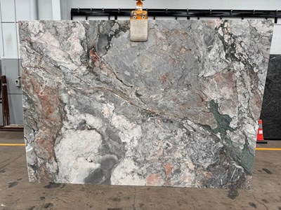 Mystic River Honed (Marble)
